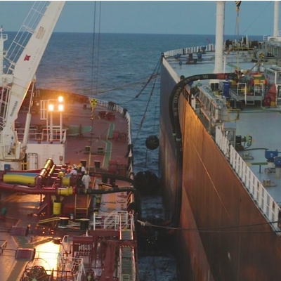 Шланг масла черного природного каучука дока сверхмощного морской