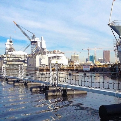 Верфи плавая гавани военно-морского флота барьеров барьеры морской оффшорные