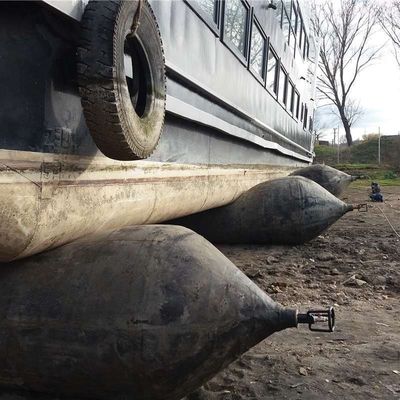Облегченные легкие раскрывают корабль запуская морскую резиновую воздушную подушку