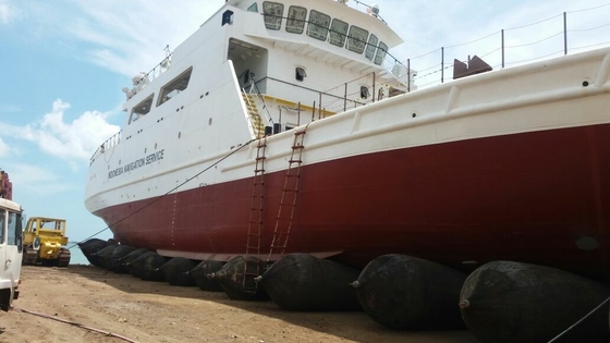 Корабль запуская и поднимая морскую резиновую воздушную подушку 1.2m*15m