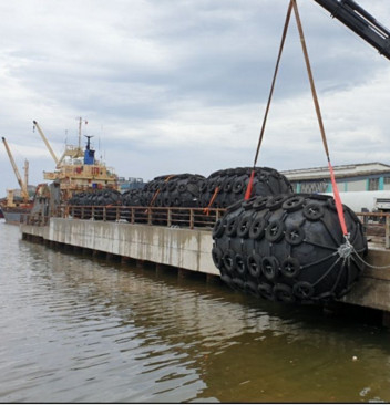 Обвайзер морского пехотинца предохранения от корабля плавая