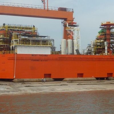 корабль 1.2m*12m запуская раздувные морские резиновые воздушные подушки